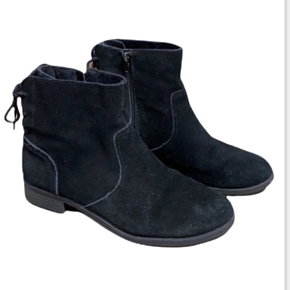 American Eagle Black Suede Ankle Bootie